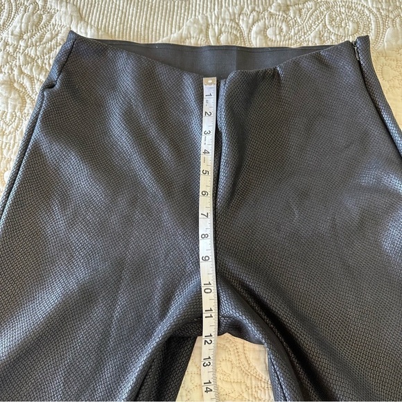 Tahari faux leather snakeskin black leggings slim zip pants dressy trousers L - Picture 6 of 11